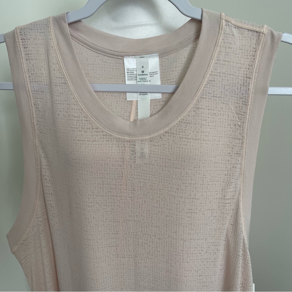 Lululemon Uncovered Tall Tank Silk Rose Size 8 NEW - Picture 8 of 13